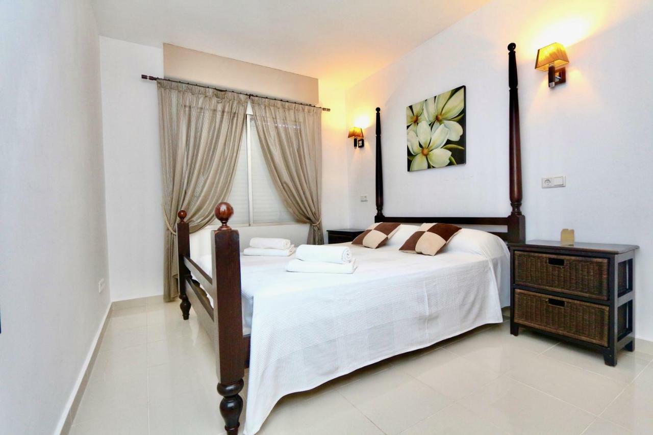 3- Bedroom Apartment In The Centre Of Calpe With Nice Living Room, 1 Bathroom. Zewnętrze zdjęcie